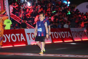 BIB: 42727
                            <button type="button" onclick="openModal(23177944)" class="btn btn-primary btn-sm float-right btn-popup" data-toggle="modal" data-target=".modal-high-quality">
                        <i class="fas fa-shopping-cart"></i> Add to Cart
                    </button>
                                            <button type="button" onclick="isThisMe(23177944, true)" class="btn btn-success btn-sm float-right btn-popup btn-isme hidden" data-toggle="tooltip" data-placement="bottom" title="นี่คือรูปของคุณใช่ไหม คลิกที่นี่เพื่อเอาเข้าอัลบั้ม">
                        <i class="fas fa-plus"></i> Add to album
                    </button>
                    <button type="button" onclick="isThisMe(23177944, false)" class="btn btn-warning btn-sm float-right btn-popup btn-isnotme hidden">
                        <i class="fas fa-ban"></i> Remove from album
                    </button>